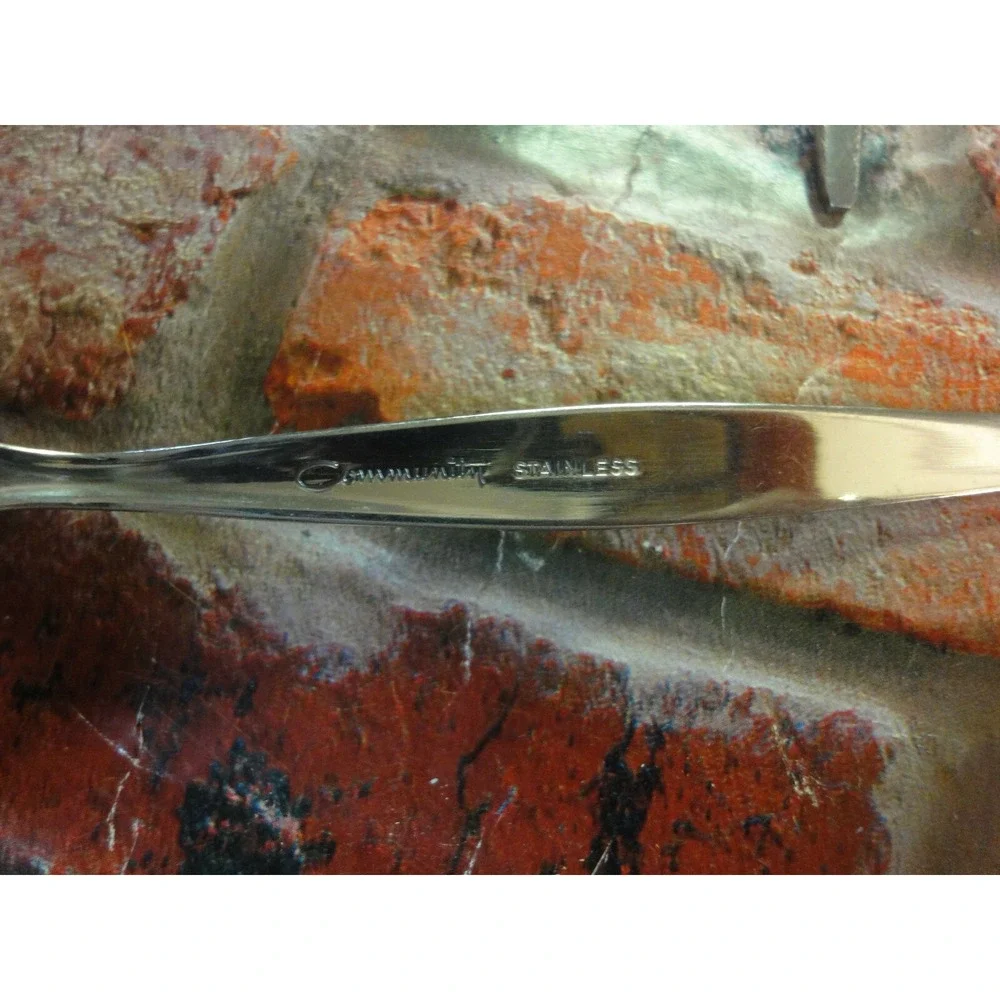 10 lot vintage Community‎ stainless Teaspoon with design